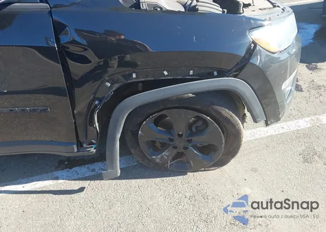 2021 Jeep Compass Altitude 4X4 from USA, damaged, VIN 3C4NJDBB8MT517757